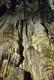 Kolumny i stalagmity w jaskini Melidoni